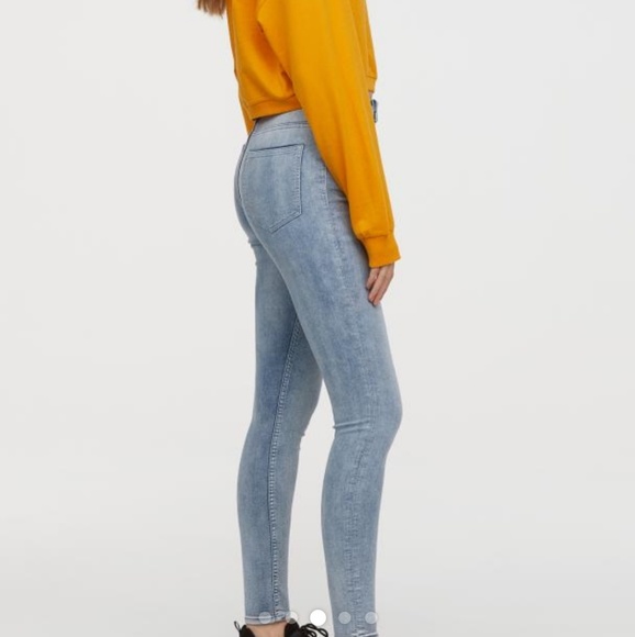 high wasted jeans - Picture 3 of 4